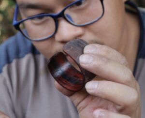 กำไลไม้พะยูง